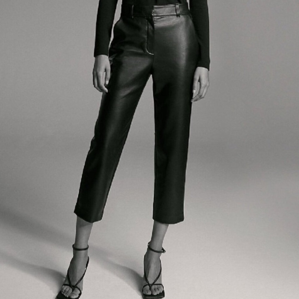 Aritzia Babaton | Hasek Faux Leather Cropped High Waisted Pants - Size 4 - Picture 1 of 8